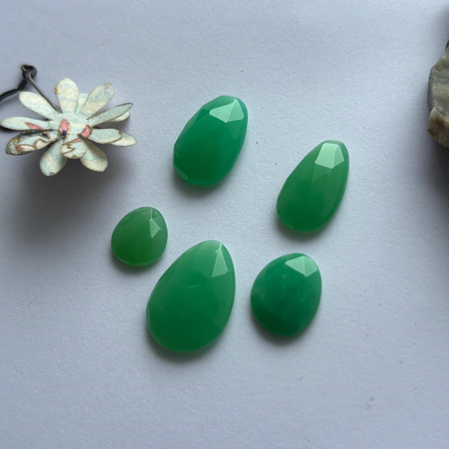 GREEN CHRYSOPRASE Gemstone Rose Cut : Natural Untreated Unheated Chrysoprase Uneven Shapes & Sizes Above 10MM