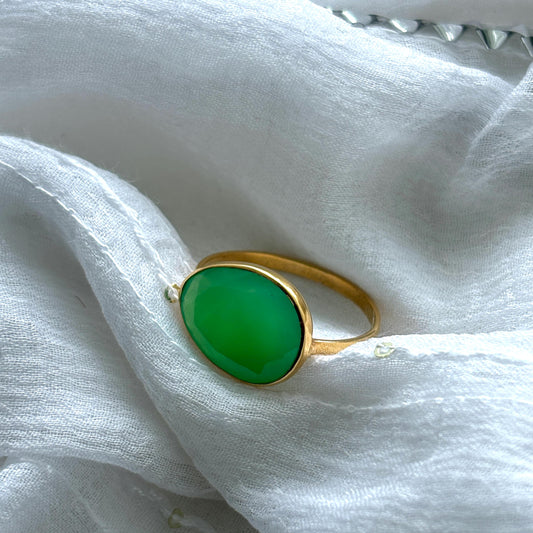 18K Solid Gold Ring with Rose Cut Chrysoprase | Handmade Gemstone Statement Ring | Minimalist Green Gem Ring |  Gold Ring Gift for Her